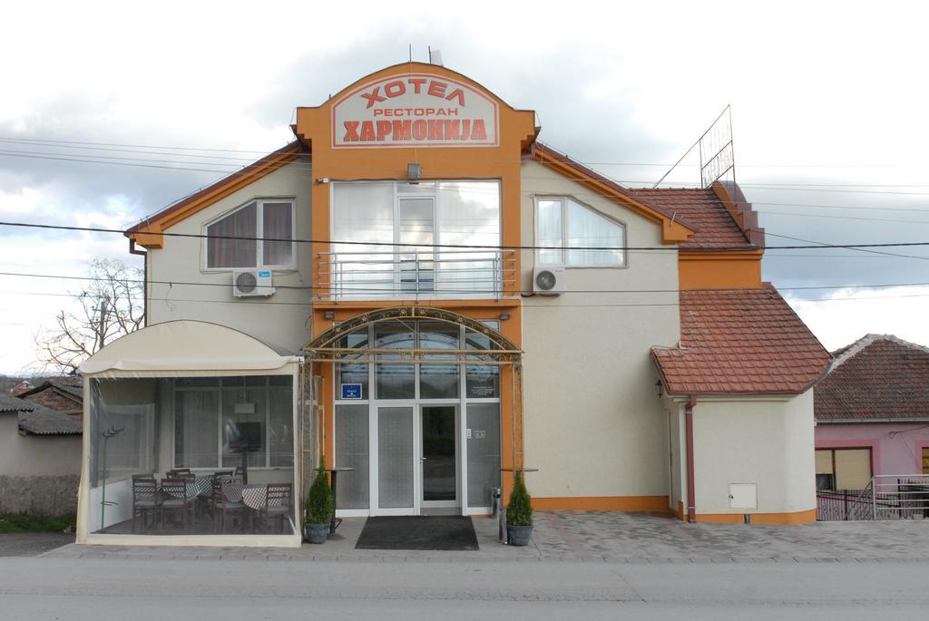 Harmony Hotel Куманово Экстерьер фото