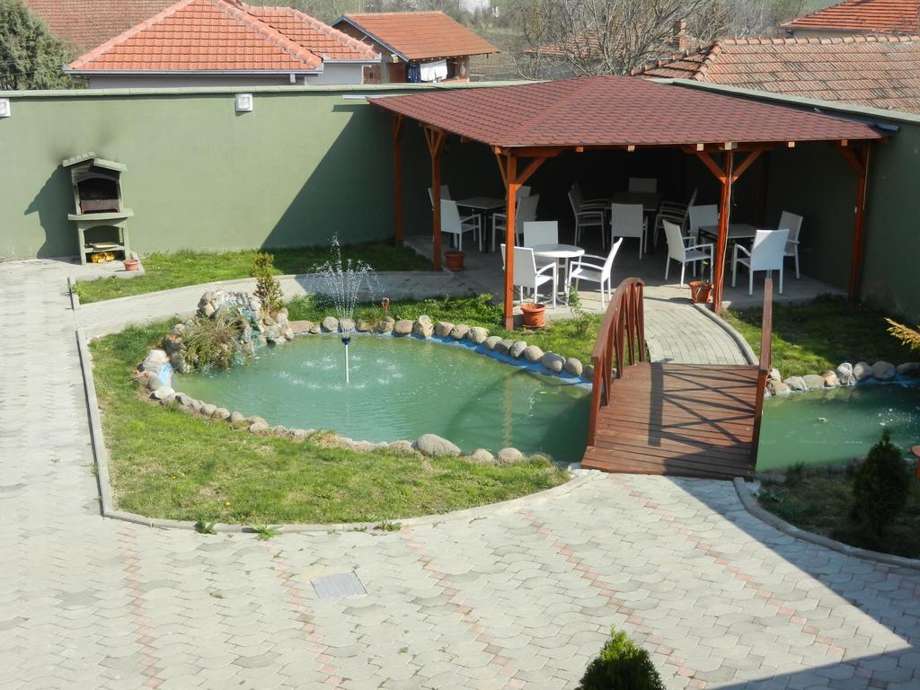 Harmony Hotel Куманово Экстерьер фото
